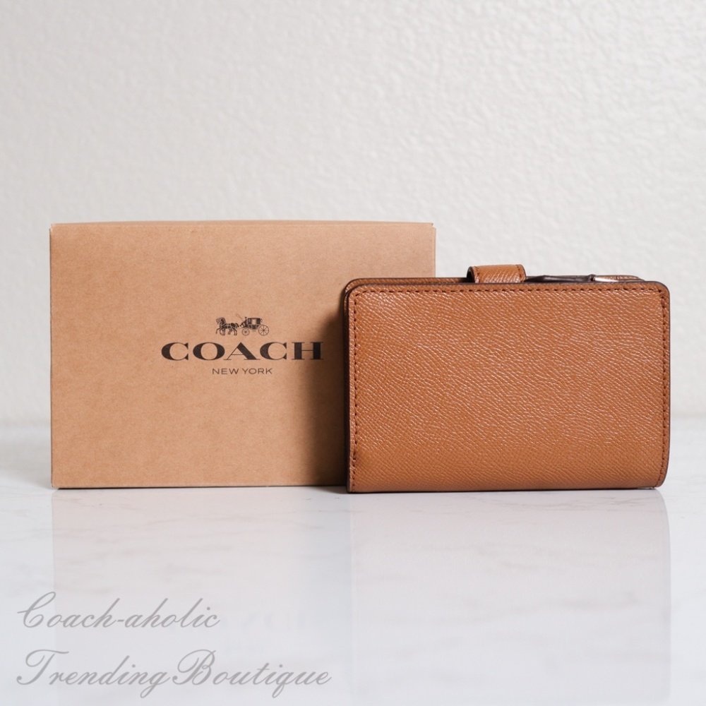 NWT Coach Medium Corner Zip Wallet in Saddle - Picture 3 of 7